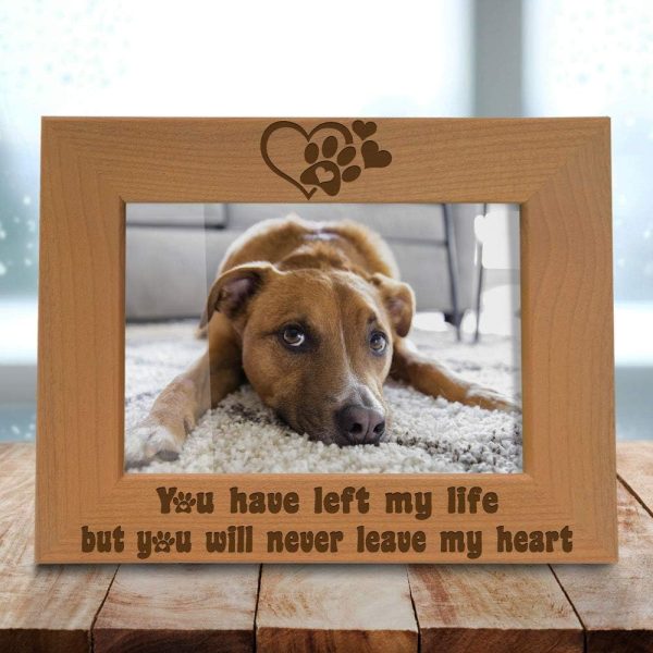 Beautiful unforgettable frame for pets that are no longer with us.